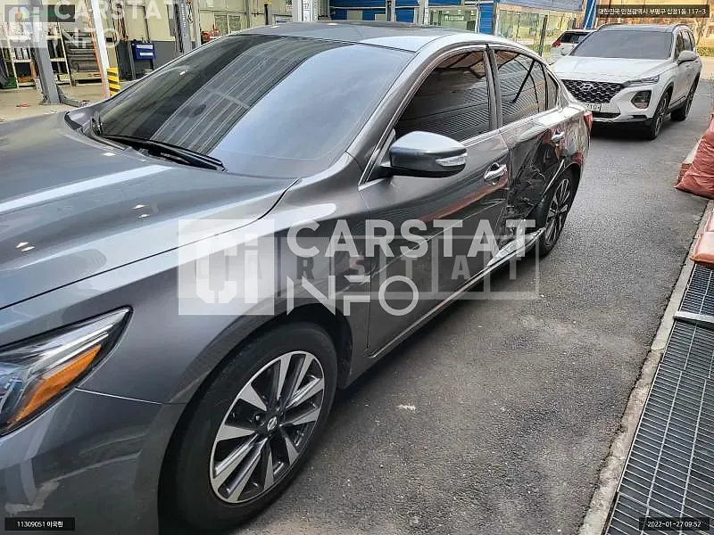 Photo 2 of 10: 2016 Nissan Altima 2.5, VIN 1N4AL3AP1HC104148 — Korean insurance auction