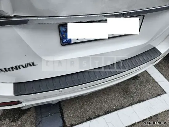Photo 2 of 13: 2019 Kia Carnival — Korean insurance auction