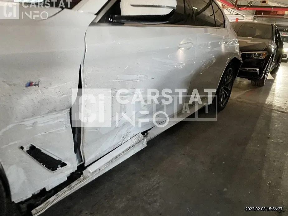 Photo 2 of 17: 2020 BMW 520i M Sport Package, VIN WBAJK9105LCE68374 — Korean insurance auction