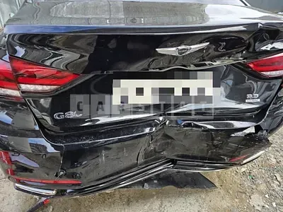 Photo 1 of 12: 2019 Genesis G80 3.3 — Korean insurance auction