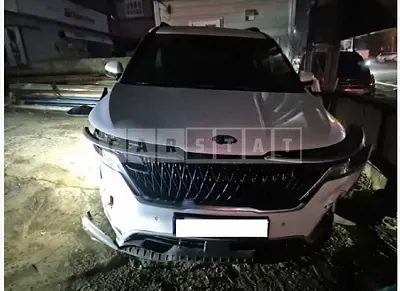 Photo 1 of 17: 2021 Kia Carnival — Korean insurance auction