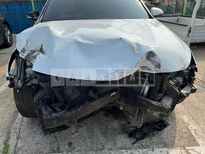 Photo 1 of 14: 2018 Kia K5 — Korean insurance auction