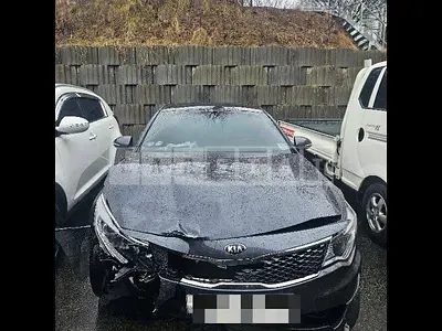 Photo 1 of 16: 2017 Kia K5 2.0(LPG), VIN KNAGU416BHA168051 — Korean insurance auction