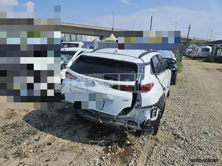Photo 2 of 11: 2019 Hyundai Kona 1.6 — Korean insurance auction