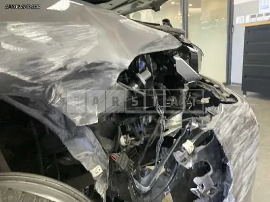 Photo 2 of 44: 2021 BMW 520i — Korean insurance auction