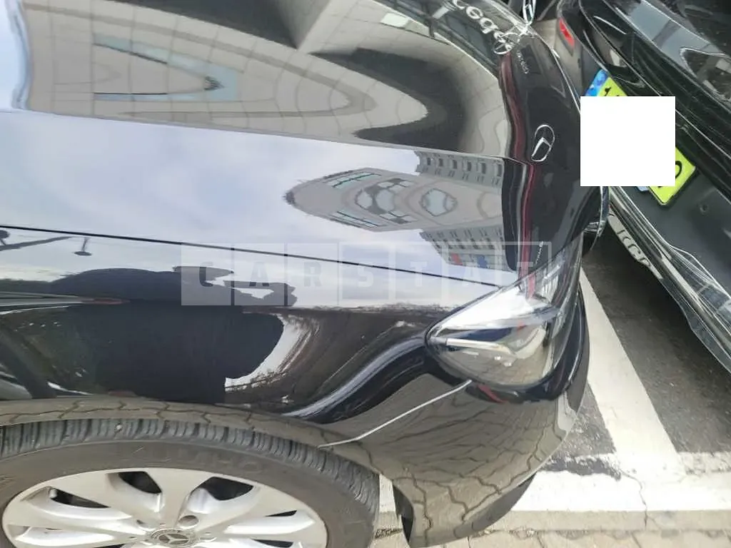 Photo 2 of 17: 2018 Mercedes-Benz E 300 4Matic — Korean insurance auction