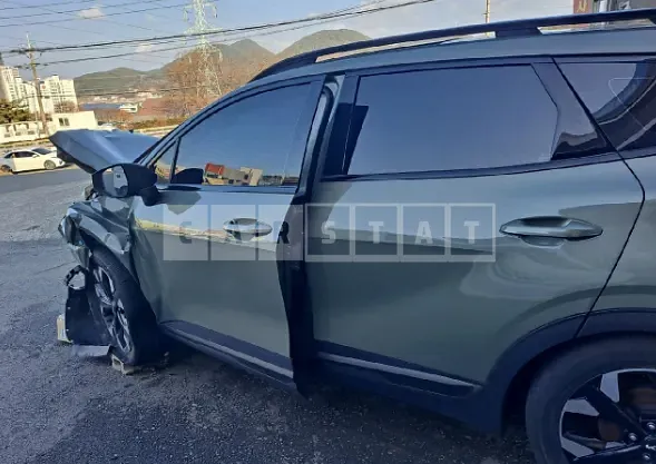 Photo 2 of 12: 2022 Kia Sportage, VIN KNAPV81BGNK000683 — Korean insurance auction