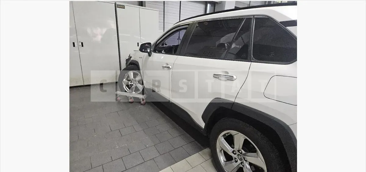 Photo 2 of 41: 2019 Toyota Lave 4 Hybrid AWD — Korean insurance auction
