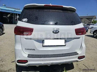 Photo 1 of 18: 2019 Kia Carnival — Korean insurance auction