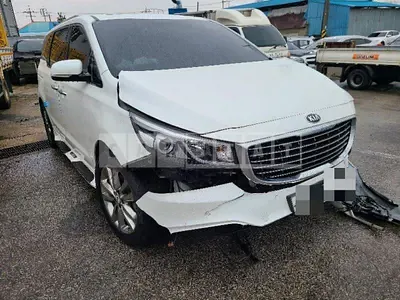 Photo 1 of 20: 2017 Kia Carnival Limousine (Diesel), VIN KNAMB81ABJS382617 — Korean insurance auction