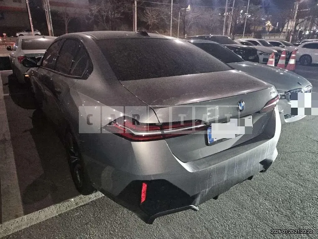 Photo 2 of 44: 2025 BMW 520i — Korean insurance auction