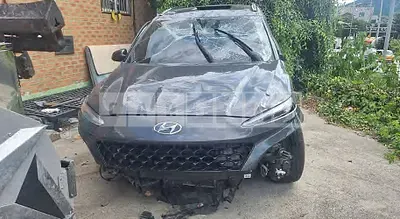 Photo 1 of 24: 2021 Hyundai Kona, VIN KMHK581EGMU049791 — Korean insurance auction