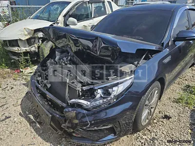 Photo 1 of 24: 2019 Kia K5 — Korean insurance auction