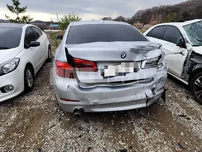 Photo 1 of 26: 2020 BMW 520i Luxury, VIN WBAJK9107LCD38418 — Korean insurance auction