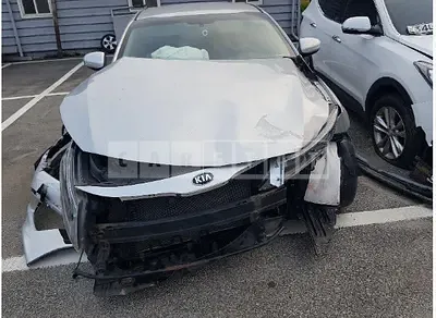 Photo 1 of 8: 2015 Kia K5, VIN KNAGN418BFA606951 — Korean insurance auction