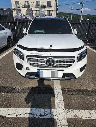 Photo 1 of 29: 2023 Mercedes-Benz GLB200 d — Korean insurance auction