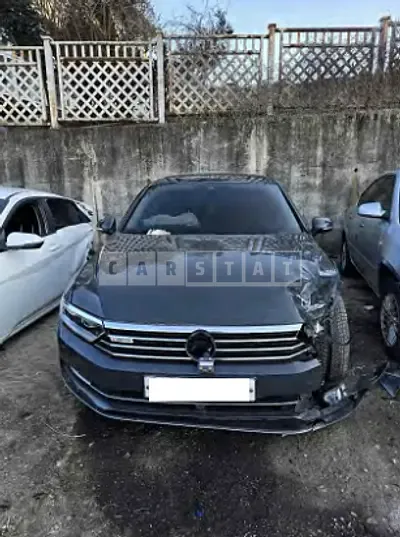Photo 1 of 11: 2018 Volkswagen Passat GT 2.0TDI 4MOTION — Korean insurance auction
