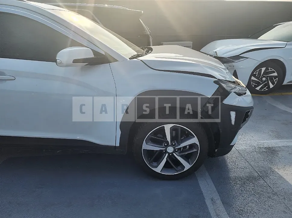 Photo 2 of 10: 2019 Hyundai Kona — Korean insurance auction