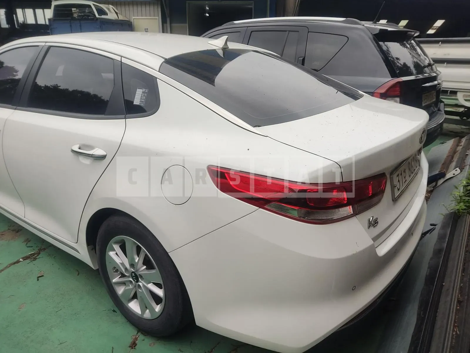 Photo 2 of 7: 2017 Kia K5 2.0(LPI), VIN KNAGS416BHA152789 — Korean insurance auction