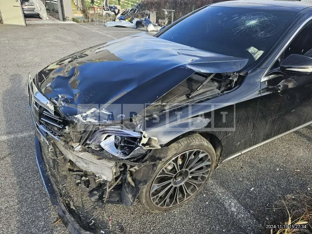 Photo 2 of 18: 2015 Mercedes-Benz S350 BlueTec L, VIN WDDUG3CBXFA147057 — Korean insurance auction