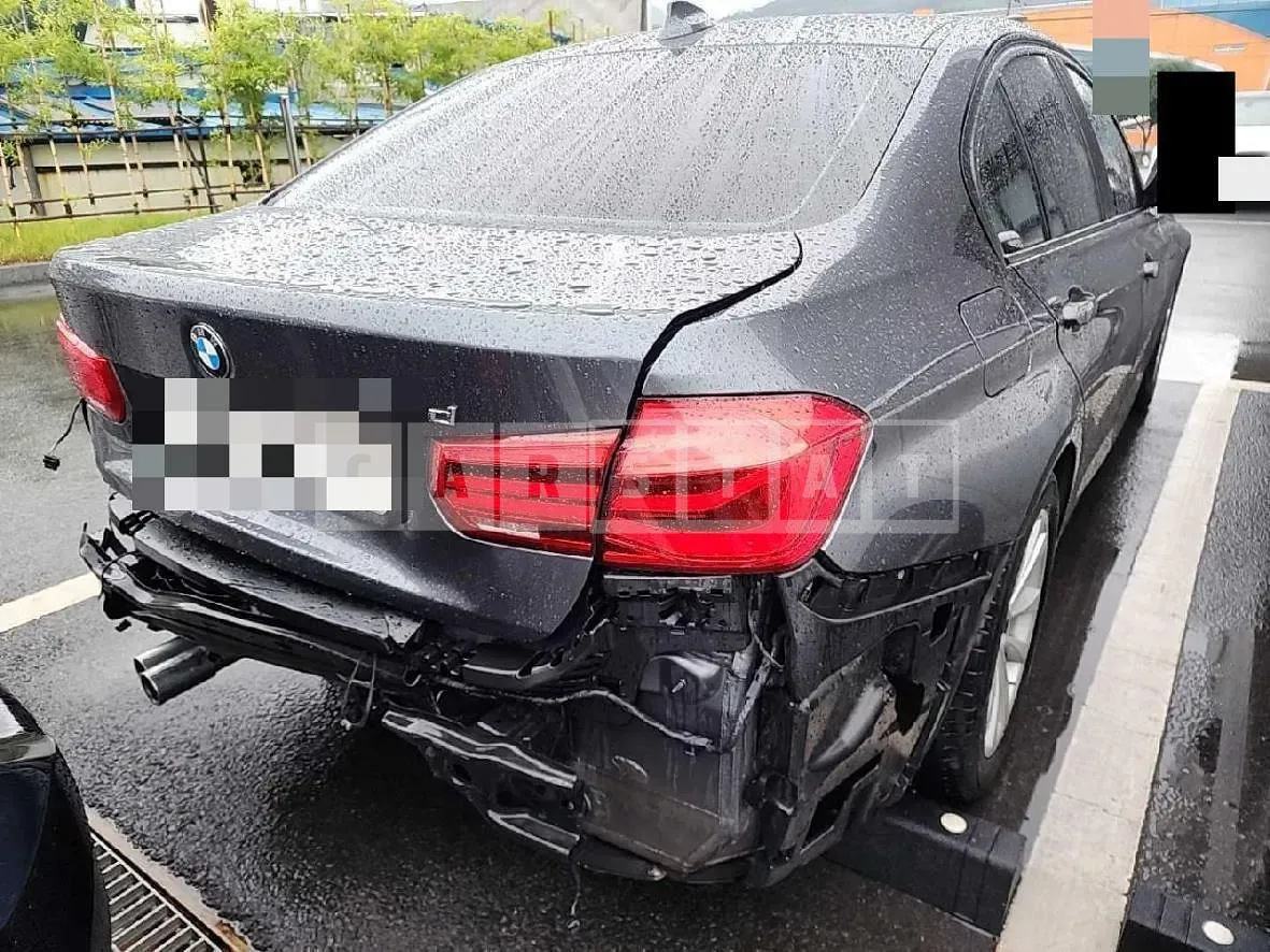 Photo 2 of 8: 2018 BMW 320d WLTP, VIN WBA8C510XJK736405 — Korean insurance auction