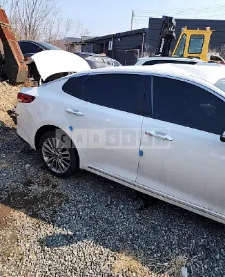 Photo 2 of 14: 2019 Kia K5, VIN KNAGU411BKA316282 — Korean insurance auction