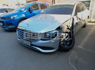Photo 1 of 9: 2018 Mercedes-Benz E220d, VIN WDDZF0EB8JA304579 — Korean insurance auction