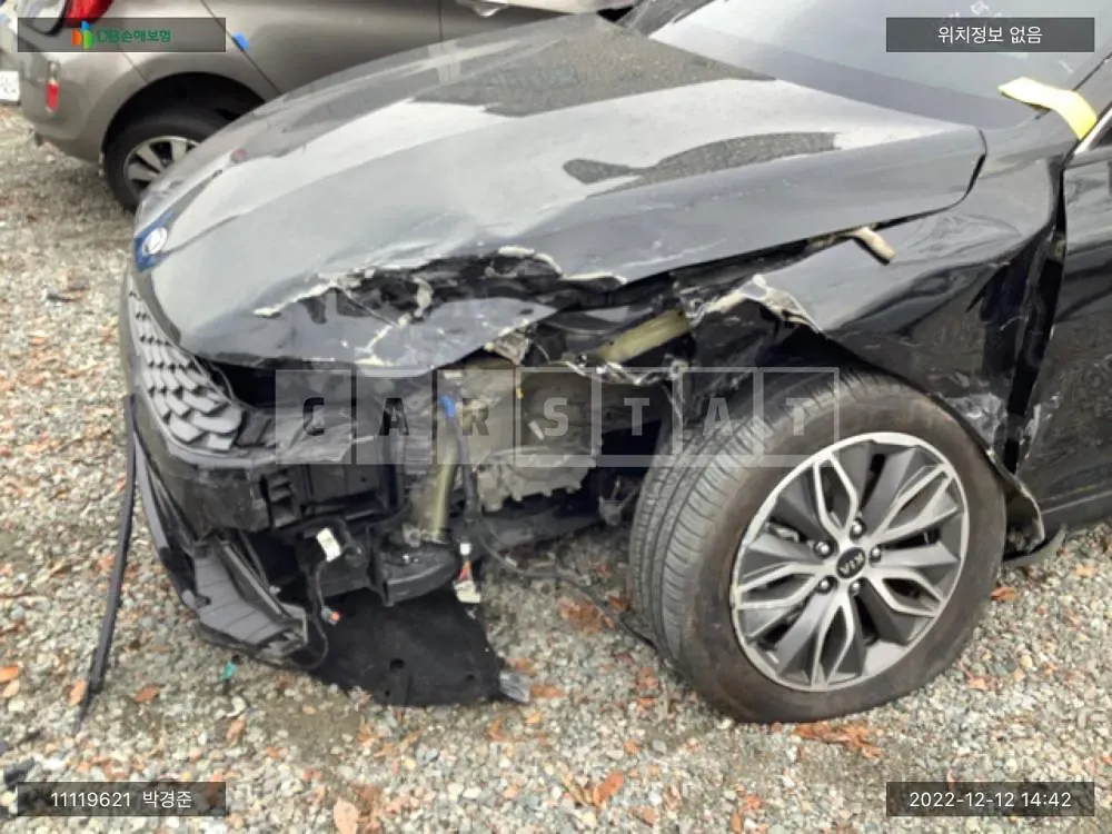 Photo 2 of 21: 2020 Kia K5, VIN KNAG541JBLA004686 — Korean insurance auction