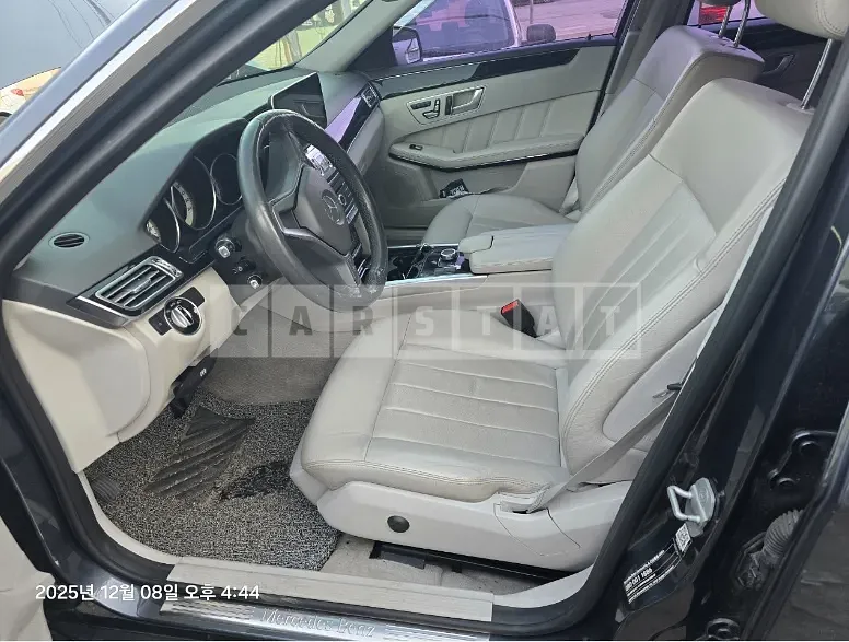 Photo 2 of 12: 2015 Mercedes-Benz E220 BlueTec — Korean insurance auction