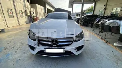 Photo 1 of 13: 2019 Mercedes-Benz E 300 — Korean insurance auction