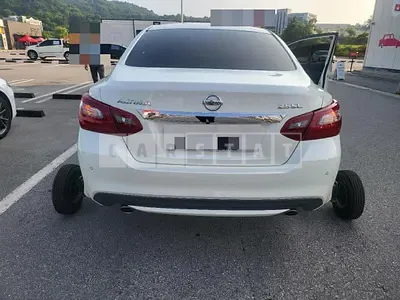 Photo 1 of 47: 2018 Nissan Altima 2.5, VIN 1N4AL3AP1JC179633 — Korean insurance auction