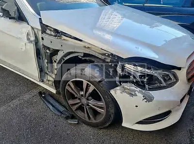 Photo 1 of 15: 2016 Mercedes-Benz E220 CDI, VIN WDDHF0CB9GB186057 — Korean insurance auction
