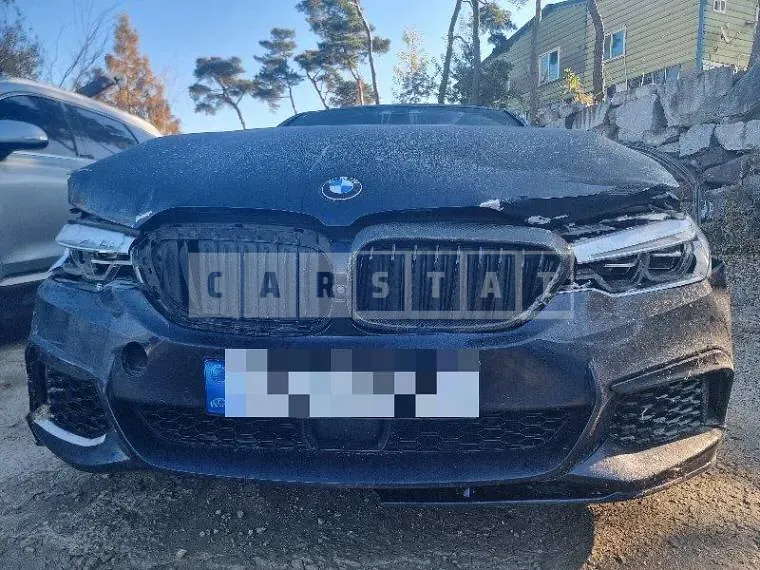 Photo 2 of 19: 2017 BMW 530i — Korean insurance auction