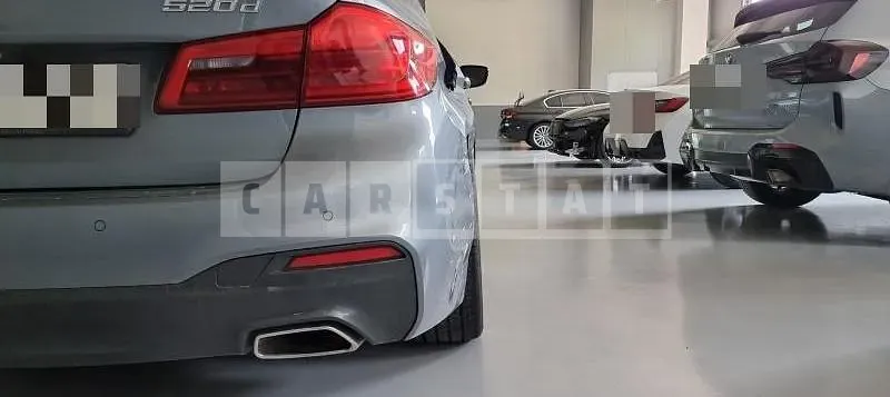 Photo 2 of 9: 2017 BMW 520d — Korean insurance auction