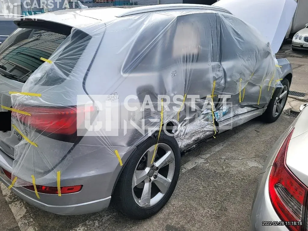 Photo 2 of 4: 2015 Audi Q5 35 TDI quattro, VIN WAUZZZ8R3FA085811 — Korean insurance auction