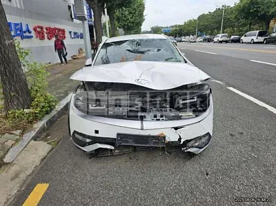 Photo 1 of 20: 2022 Hyundai IONIQ 5 — Korean insurance auction