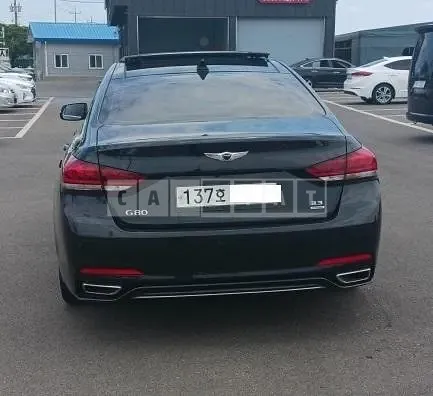 Photo 2 of 8: 2018 Hyundai Genesis /G80, VIN KMHGM41DDJU278534 — Korean insurance auction