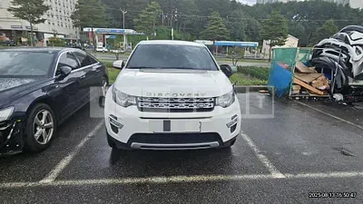 Photo 1 of 34: 2016 Land Rover Discovery Sport 2.0d — Korean insurance auction