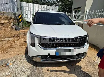 Photo 1 of 39: 2024 Kia Carnival Hybrid — Korean insurance auction