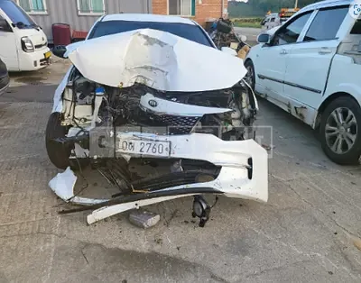 Photo 1 of 3: 2018 Kia K5, VIN KNAGS416BJA187299 — Korean insurance auction