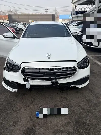 Photo 1 of 25: 2023 Mercedes-Benz E250 — Korean insurance auction
