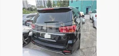 Photo 1 of 18: 2018 Kia Carnival 9 Seater — Korean insurance auction