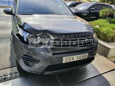 Photo 1 of 10: 2017 Land Rover Discovery Sports 2.0d, VIN SALCA2BN5HH665643 — Korean insurance auction