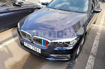 Photo 1 of 50: 2020 BMW 520i Luxury, VIN WBAJK9103LCD92573 — Korean insurance auction