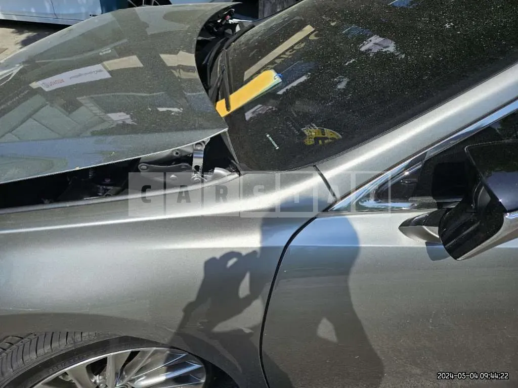 Photo 2 of 45: 2025 Lexus ES300h — Korean insurance auction