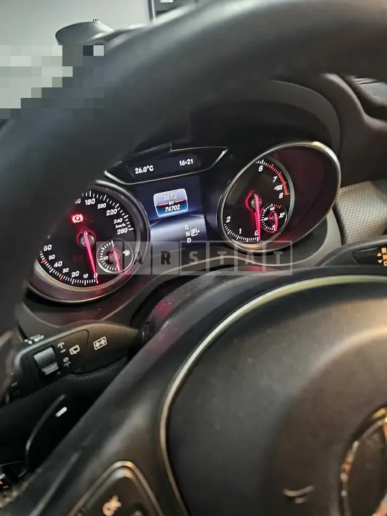 Photo 2 of 12: 2018 Mercedes-Benz GLA220 — Korean insurance auction
