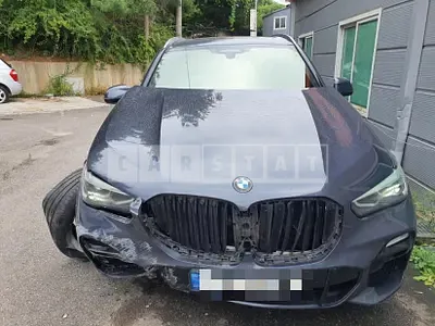 Photo 1 of 17: 2020 BMW X5 xDrive30d M Sport Package, VIN WBACV6108L9D21249 — Korean insurance auction
