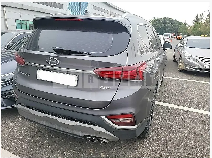 Photo 2 of 6: 2019 Hyundai Santa Fe, VIN KMHS381BBKU169921 — Korean insurance auction