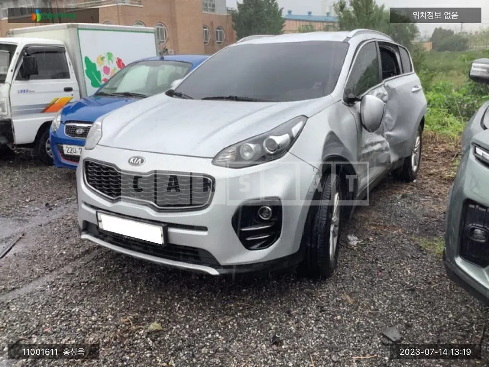 Photo 2 of 8: 2017 Kia Sportage, VIN KNAPM813BJK417151 — Korean insurance auction