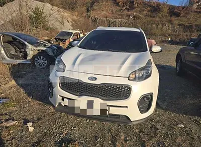 Photo 1 of 21: 2017 Kia Sportage — Korean insurance auction